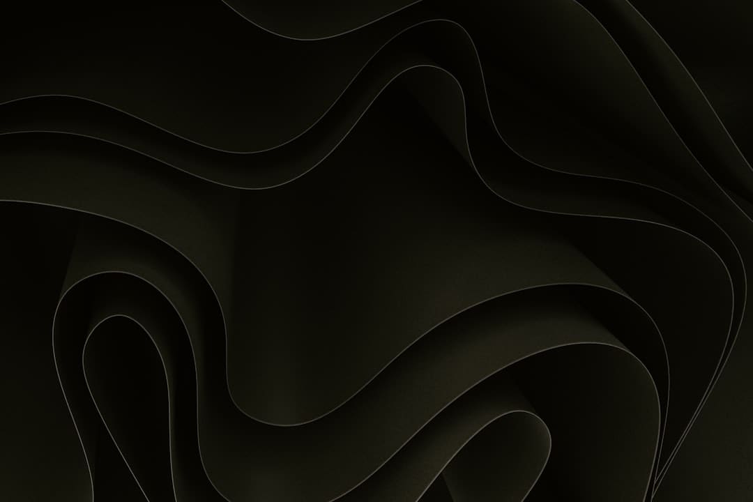 重押上海背面，老铺黄金的策略